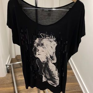 Silky cotton , scoop neck top with paillettes